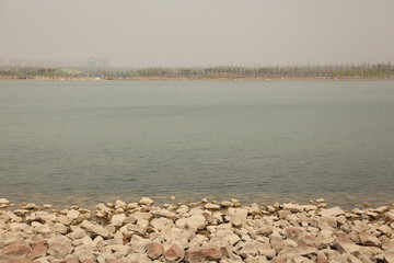 人工湖