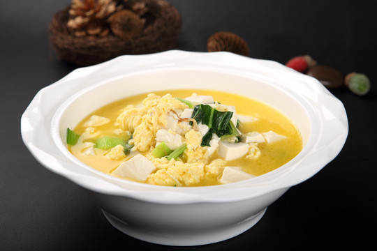鸡蛋豆腐小油菜