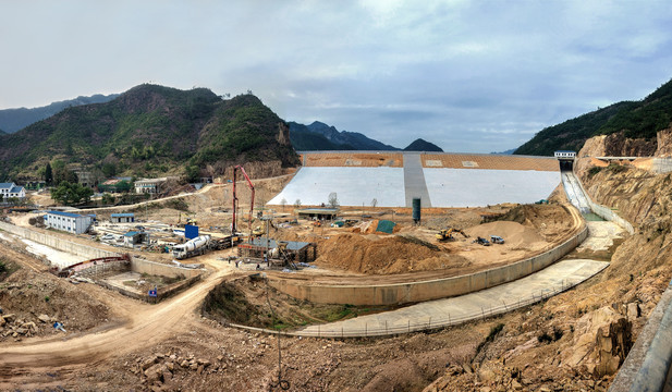 兰溪芝堰水库大坝维修现场全景