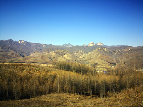 春季北方山区