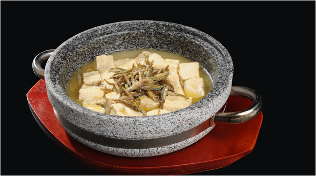 石锅嫩子鱼煮豆腐
