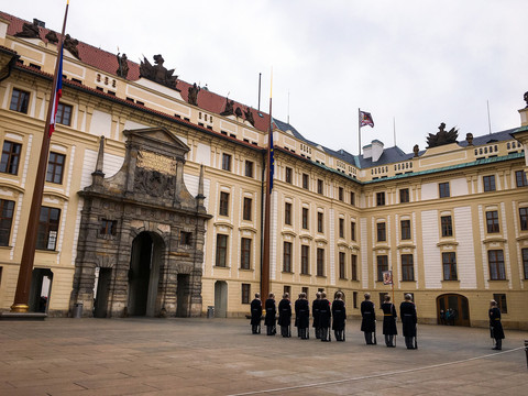 布拉格旧皇宫列兵