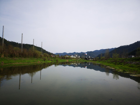 河流