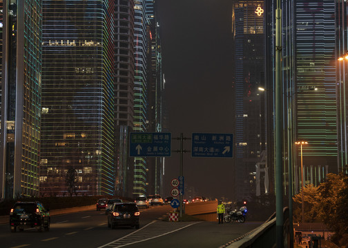 深圳道路夜景