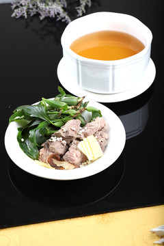 石橄榄川贝炖瘦肉汤