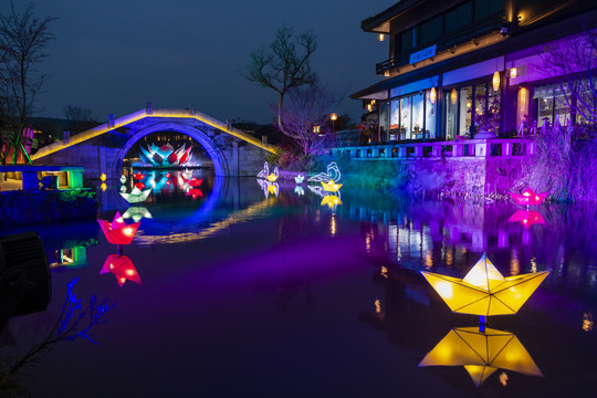 拈花湾五灯湖夜景