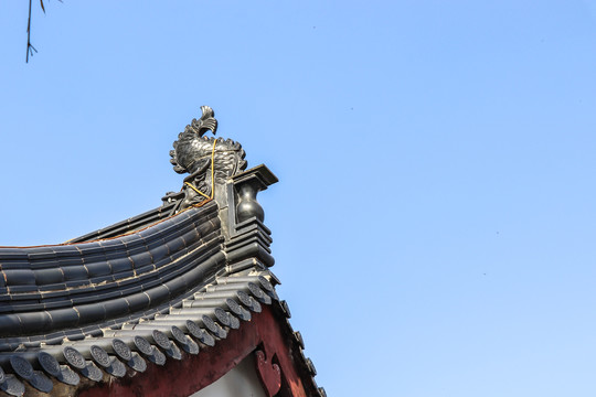 中式飞檐雕刻