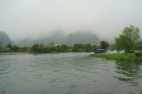 湖光山色