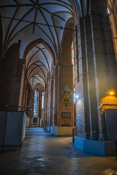 大教堂内部走廊