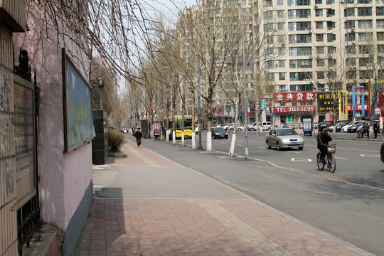 2012年的沈阳八王寺街