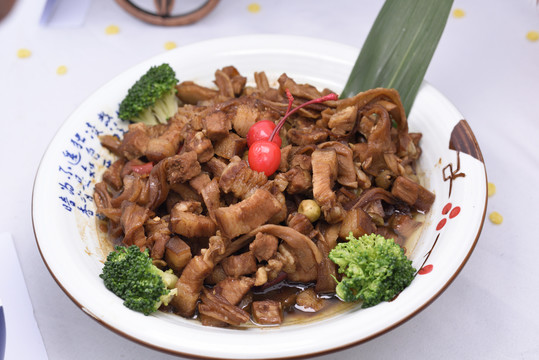 萝卜皮炒肉