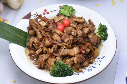 萝卜皮炒肉