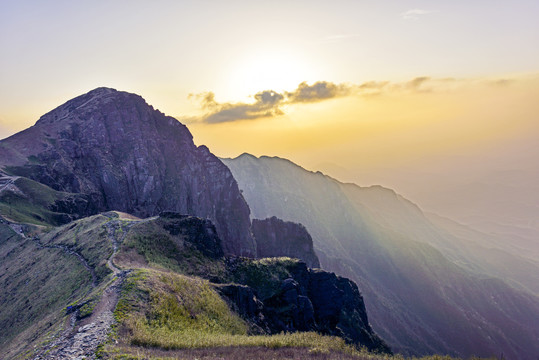 大山