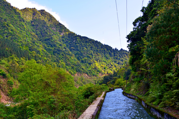 山区电站水渠风景