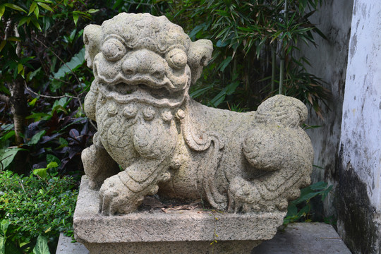 石雕狮子