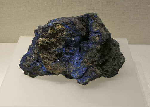 蓝铜矿石