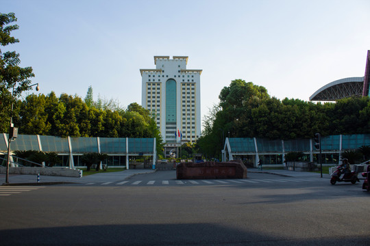 西南财经大学