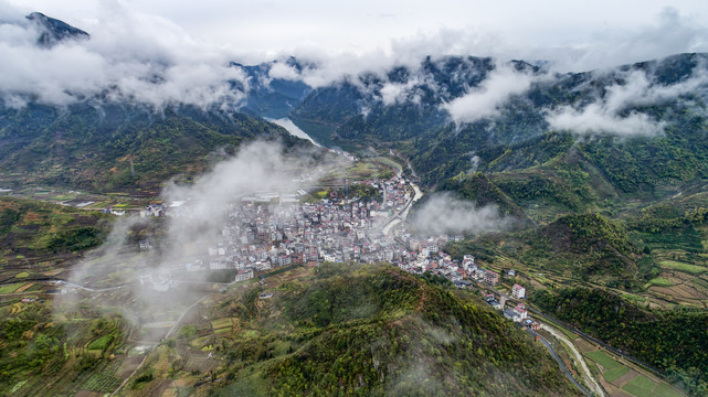 壮美山川