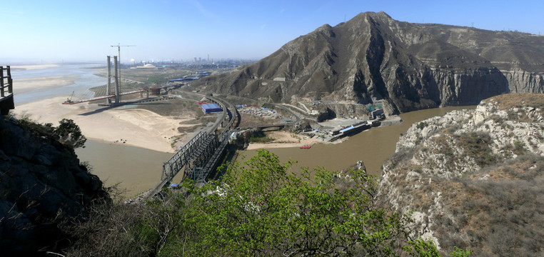 秦晋交界禹门口黄河大桥全景