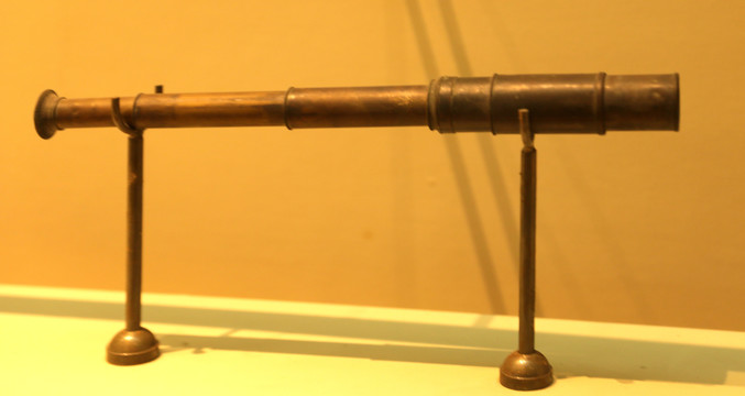 古董青铜望远镜