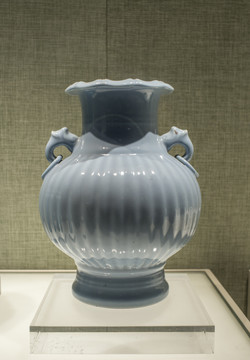 年窑天蓝釉瓶瓷器