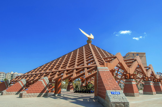 楚雄彝族十月太阳历文化园设计