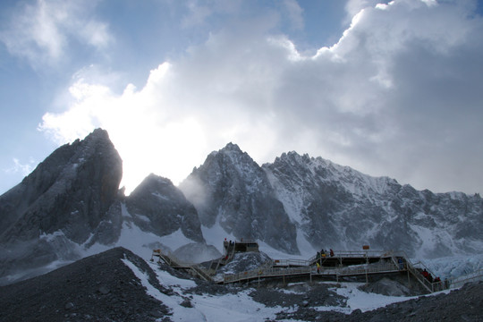 玉龙雪山