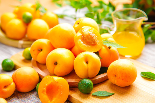 新鲜黄杏