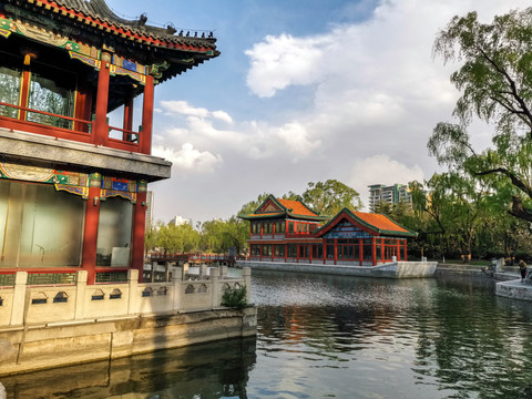 北京龙潭湖公园龙潭书院