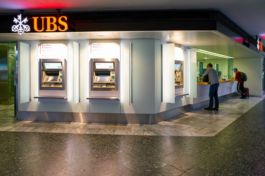 瑞士苏黎世国际机场银行取款机器