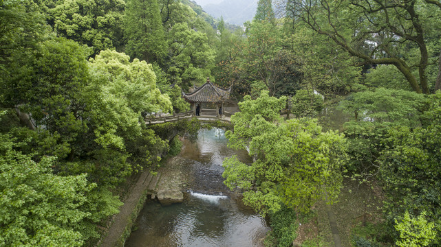 小桥流水人家