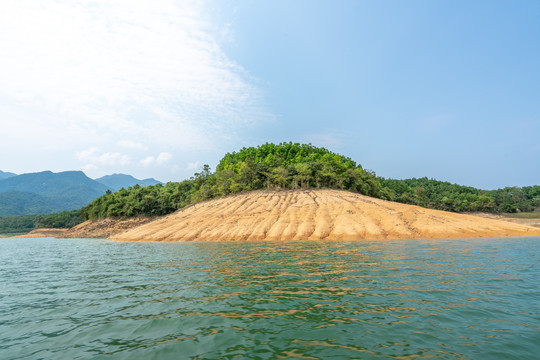 海南万泉湖生态雨林保护区