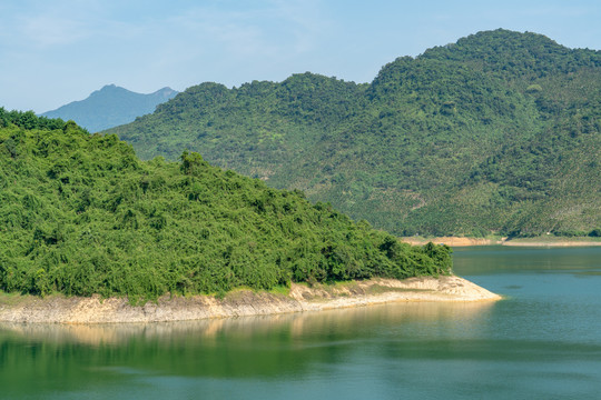 海南万泉湖热带雨林生态湖泊