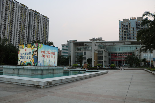 茂名地标建筑文化广场