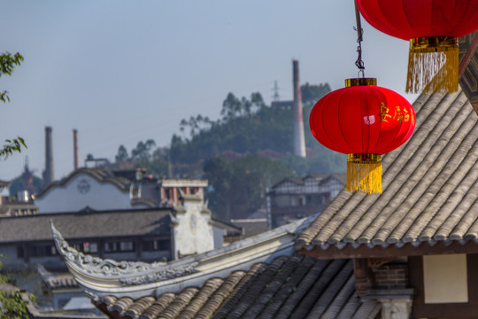 张灯结彩安居古城