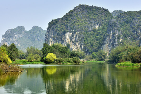 春天山水