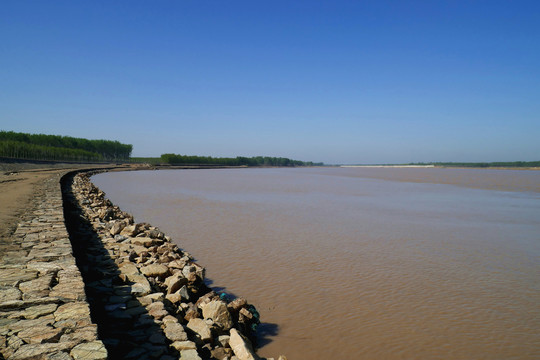 黄河石坝