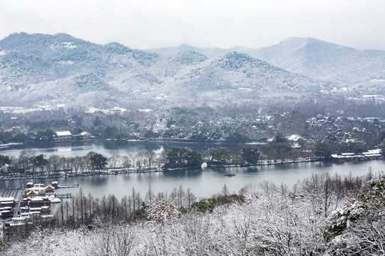 西湖雪景