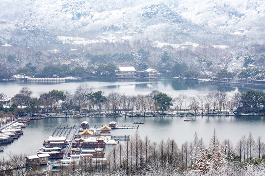 西湖雪景