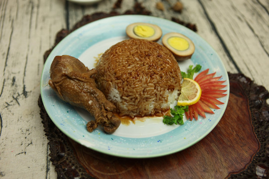 鸡腿饭