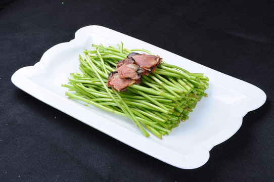 腊味泥蒿