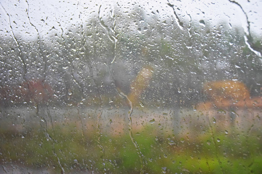 阴雨