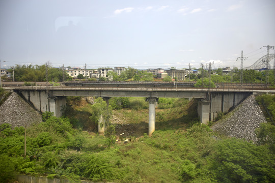 高铁桥梁