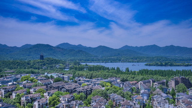 眺望西湖全景