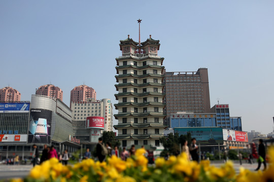 高清郑州二七纪念塔