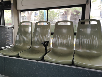 公交车坐椅