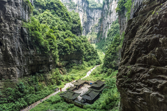 重庆武隆天坑地缝风光