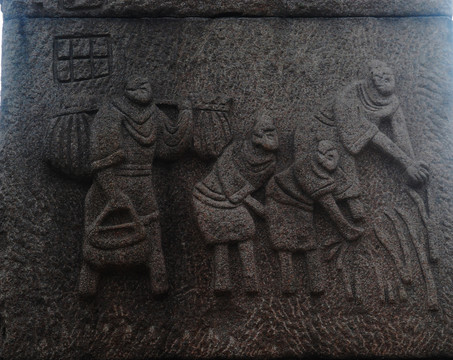 广州雕塑公园石柱浮雕