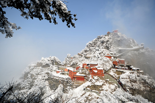 中国道教圣地武当山雪景