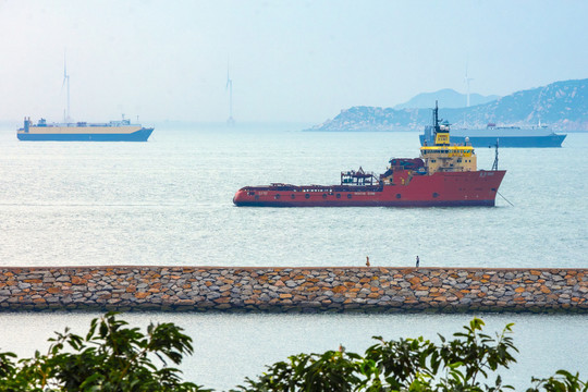 珠海桂山岛码头避风港轮船